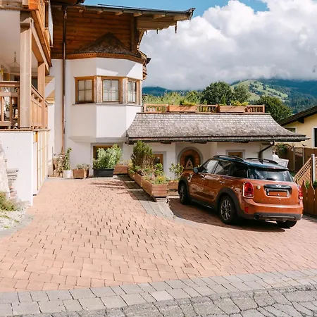 Traumchalet Mit Sauna In Kirchberg Im Skigebiet Kitzbuehel *