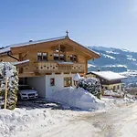 Traumchalet Mit Sauna In Kirchberg Im Skigebiet Kitzbuehel * קירשברג אין טירול