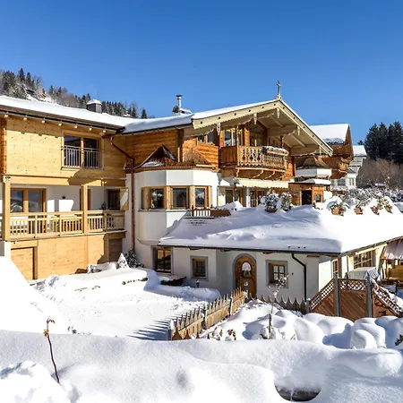 Traumchalet Mit Sauna In Kirchberg Im Skigebiet Kitzbühel * Kirchberg in Tirol
